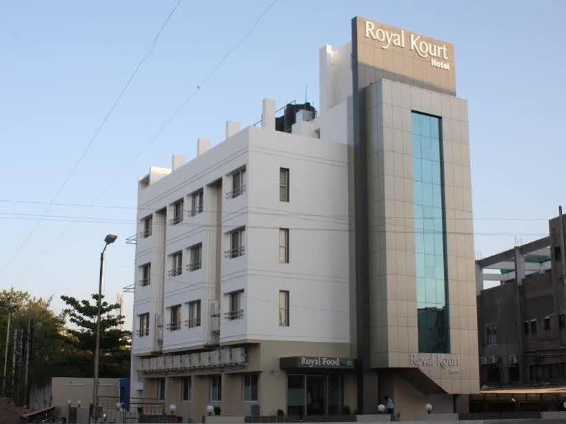 Готель Treebo Trend Royal Kourt Aurangabad Екстер'єр фото