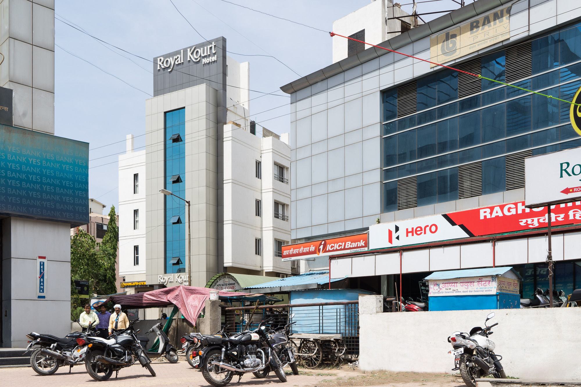 Готель Treebo Trend Royal Kourt Aurangabad Екстер'єр фото