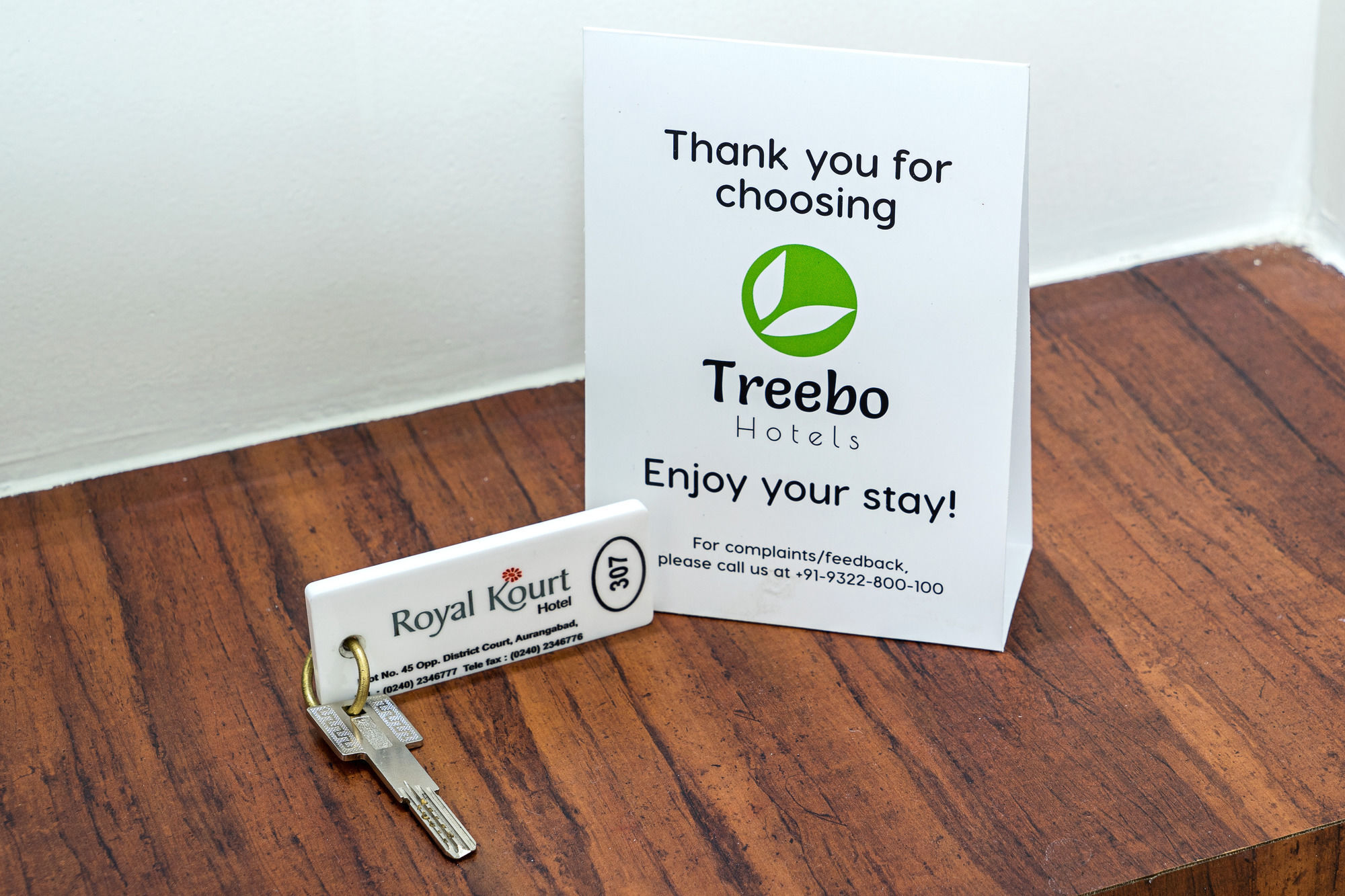 Готель Treebo Trend Royal Kourt Aurangabad Екстер'єр фото